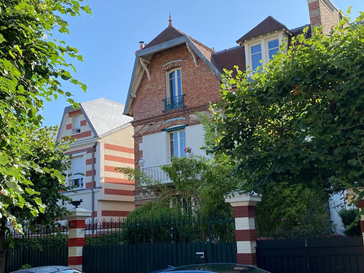 Cocon Cosy Aux Portes De Paris / جوافيل المظهر الخارجي الصورة